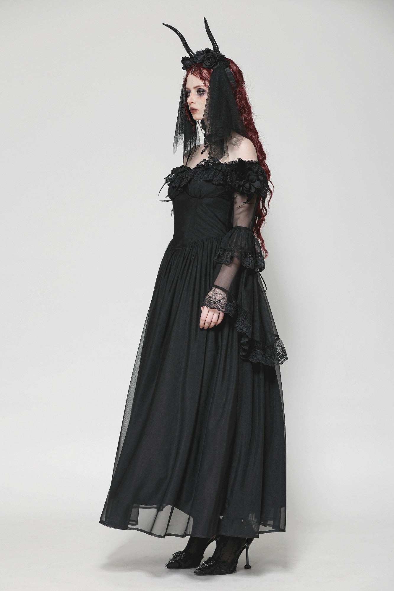 goth black dress Gothic Black Tulle Feather Fantasy dress DW780 L