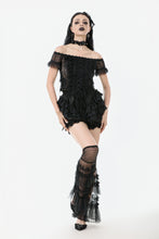 Load image into Gallery viewer, Lolita Lace-Trimmed Lantern shorts with Embroidered Flower PW135