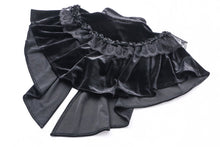 Load image into Gallery viewer, Gothic Black cape hearted shaped capelet BW043 - Gothlolibeauty