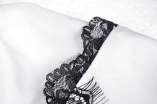 Load image into Gallery viewer, The heart drip black blood blouse IW083