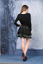 Load image into Gallery viewer, Punk pleated skirt with plaids connected by cycle chain KW039GN - Gothlolibeauty