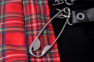 Punk red big pin pleated plaid skirt KW135RD - Gothlolibeauty