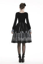 Load image into Gallery viewer, Gothic lolita Black and white skirt  KW153 - Gothlolibeauty