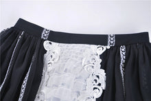 Load image into Gallery viewer, Gothic lolita Black and white skirt  KW153 - Gothlolibeauty