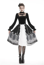 Load image into Gallery viewer, Black gothic lolita cute T-shirt  TW218 - Gothlolibeauty